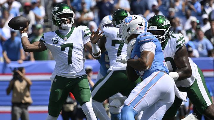 New York Jets quarterback Geno Smith New York Jets quarterback Geno Smith