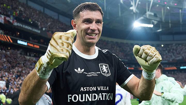 Chelsea's Bold Move for Emiliano Martinez Could Be a Game-Changing Masterstroke
