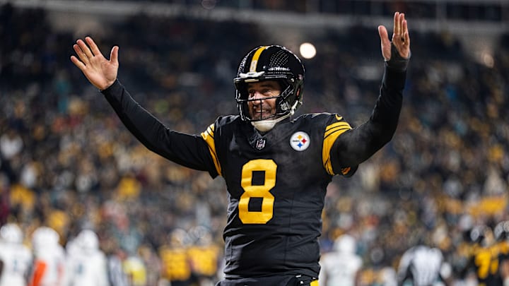 Miami Dolphins v Pittsburgh Steelers - NFL 2025