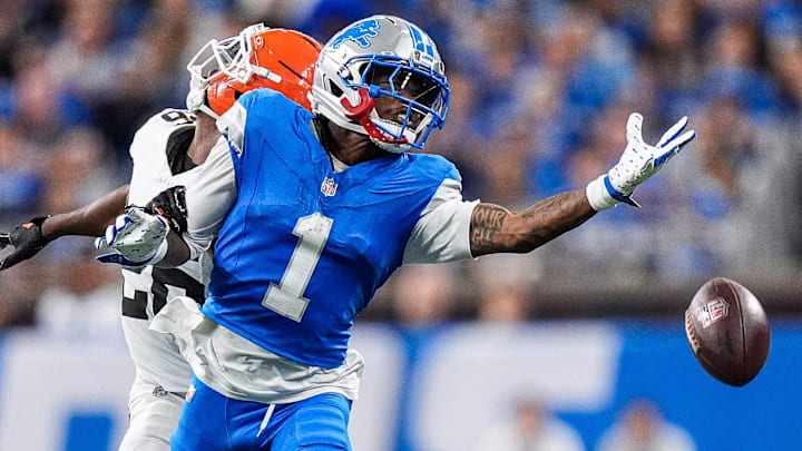 Detroit Lions wide receiver Jameson Williams (1) tries to catch a pass intended for him against Cleveland Browns 