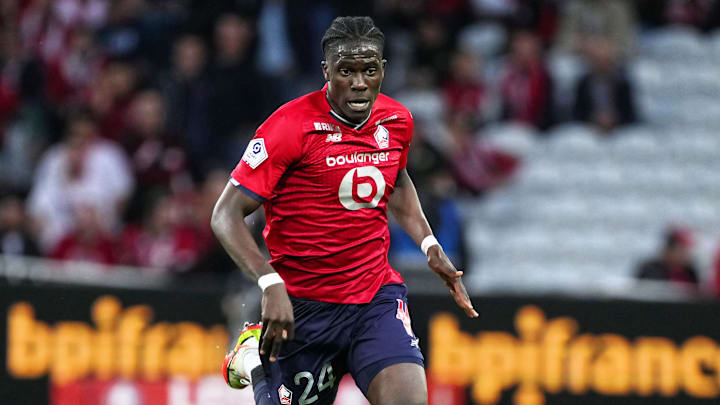 Le milieu du LOSC, Amadou Onana, pourrait déjà quitter la Ligue 1.