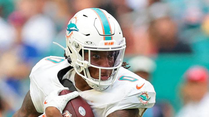 Miami Dolphins running back Ollie Gordon II
