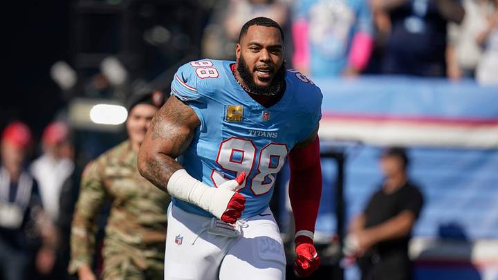 Former Titans defensive tackle Jeffery Simmons was traded to the Bears on Thursday. Former Titans defensive tackle Jeffery Simmons was traded to the Bears on Thursday.