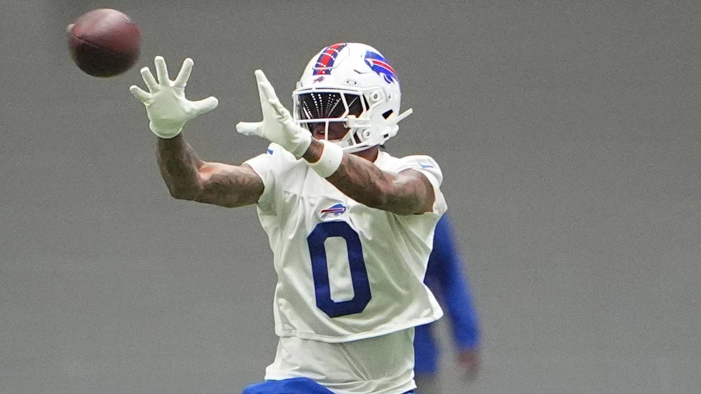 Three Bills Veterans Who Gained Ground at Mandatory Minicamp