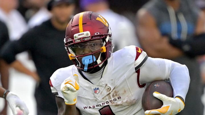 Oct 5, 2025; Inglewood, California, USA; Washington Commanders wide receiver Deebo Samuel Sr. (1) runs against the Los Angeles Chargers at SoFi Stadium. Mandatory Credit: Jayne Kamin-Oncea-Imagn Images Oct 5, 2025; Inglewood, California, USA; Washington Commanders wide receiver Deebo Samuel Sr. (1) runs against the Los Angeles Chargers at SoFi Stadium. Mandatory Credit: Jayne Kamin-Oncea-Imagn Images