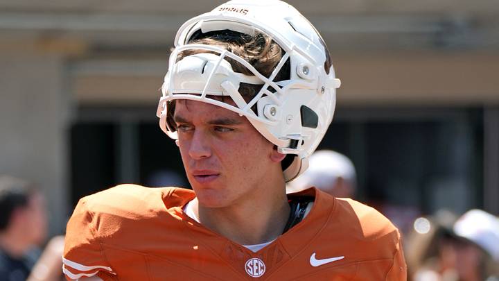 Texas Longhorns quarterback Arch Manning 