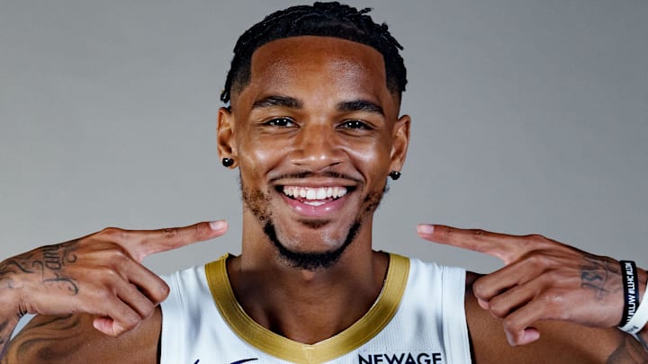 Sep 23, 2025; Metairie, LA, USA; New Orleans Pelicans guard Dejounte Murray (5) takes part in media day at Ochsner Sports Performance Center. Mandatory Credit: Matthew Hinton-Imagn Images Sep 23, 2025; Metairie, LA, USA; New Orleans Pelicans guard Dejounte Murray (5) takes part in media day at Ochsner Sports Performance Center. Mandatory Credit: Matthew Hinton-Imagn Images