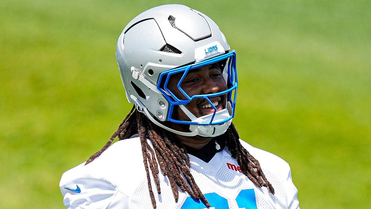 Tyleik Williams Is 'Playing Faster,' Discusses Expectations 
