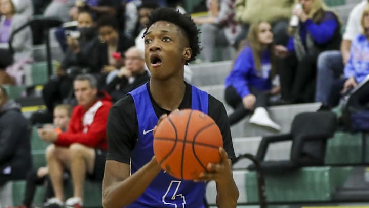 Four-star Richmond Heights (Ohio) guard Dorian Jones has announced his commitment to Rutgers University.