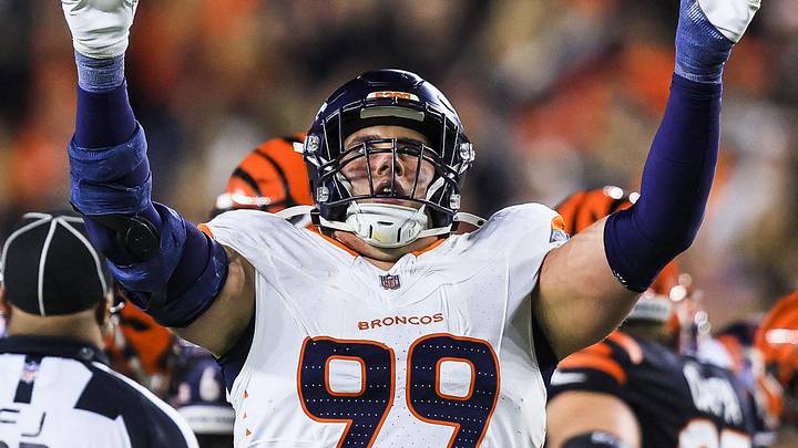 Denver Broncos defensive end Zach Allen