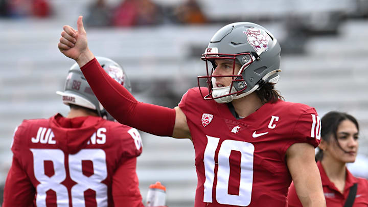 Washington State quarterback John Mateer