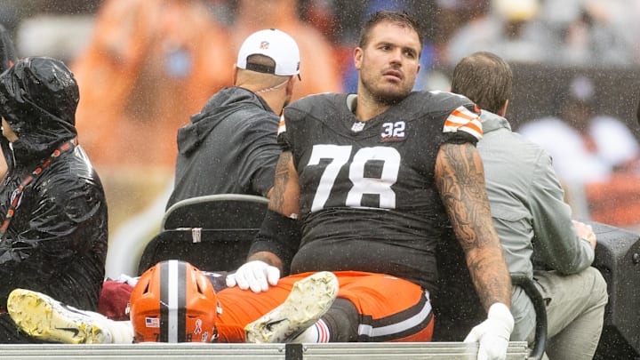 Jack Conklin's devastating injury update means the Browns need to act quickly to address their new hole at right tackle.