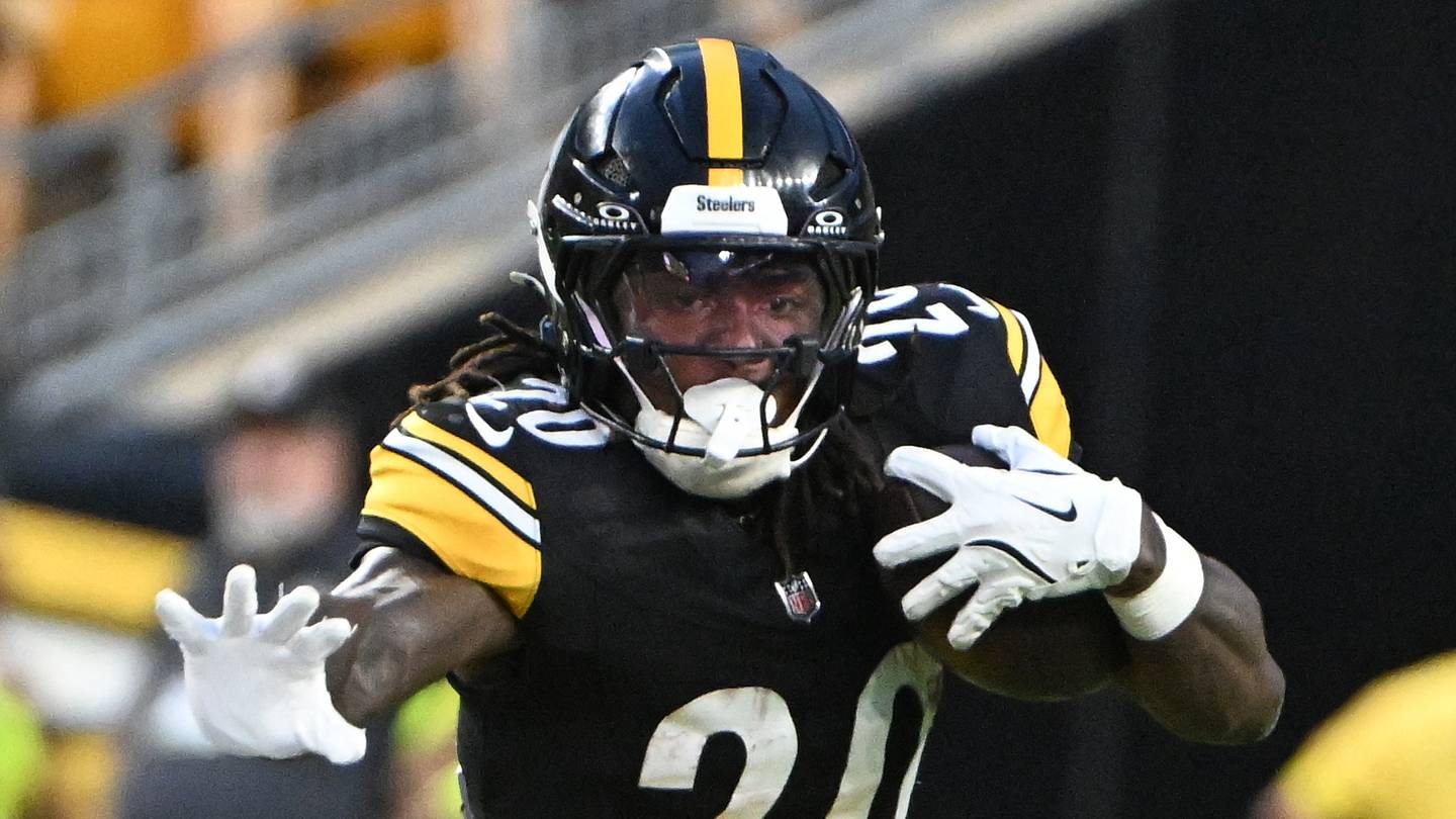Kaleb Johnson credits Aaron Rodgers despite tough Steelers rookie treatment