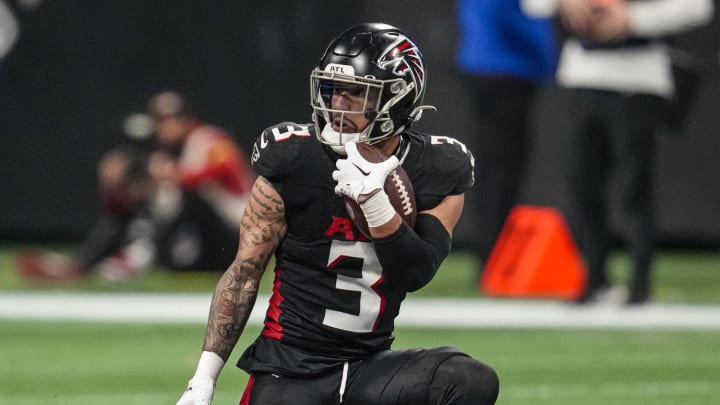 Atlanta Falcons safety Jessie Bates III Atlanta Falcons safety Jessie Bates III