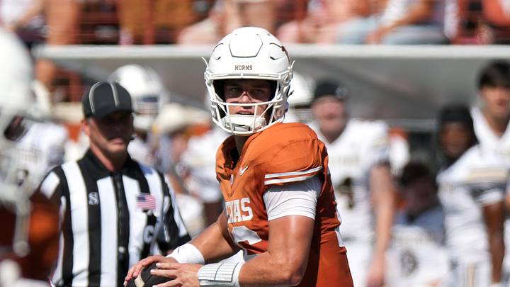 Texas Longhorns quarterback Arch Manning (16) looks to throw a pass during the second quarter against the Texas State Bobcats at Darrell K Royal-Texas Memorial Stadium. Texas Longhorns quarterback Arch Manning (16) looks to throw a pass during the second quarter against the Texas State Bobcats at Darrell K Royal-Texas Memorial Stadium.
