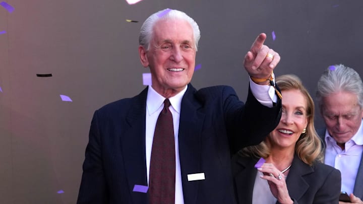 Los Angeles Lakers former coach Pat Riley watches (Mandatory Credit: Kirby Lee-Imagn Images)