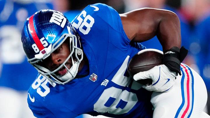 New York Giants tight end Chris Manhertz