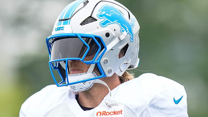 Detroit Lions linebacker Alex Anzalone. Detroit Lions linebacker Alex Anzalone.