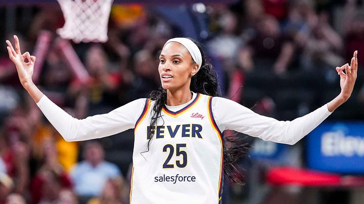 Indiana Fever forward DeWanna Bonner (25) celebrates a 3-pointer Tuesday, June 3, 2025 Indiana Fever forward DeWanna Bonner (25) celebrates a 3-pointer Tuesday, June 3, 2025