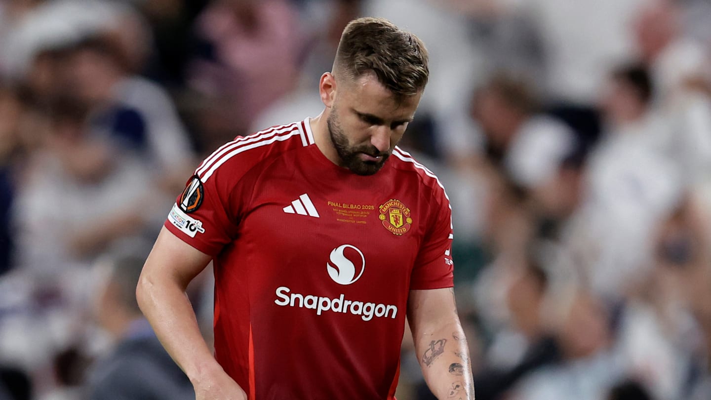 Newest Man United Signing Sends A Direct Warning To Luke Shaw