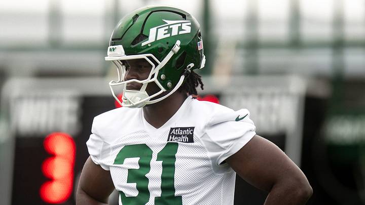 New York Jets edge David Bailey New York Jets edge David Bailey
