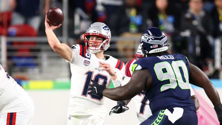 Feb 8, 2026; Santa Clara, CA, USA; New England Patriots quarterback Drake Maye (10) throws a pass against the Seattle Seahawks during the third quarter in Super Bowl LX at Levi's Stadium. Mandatory Credit: Mark J. Rebilas-Imagn Images