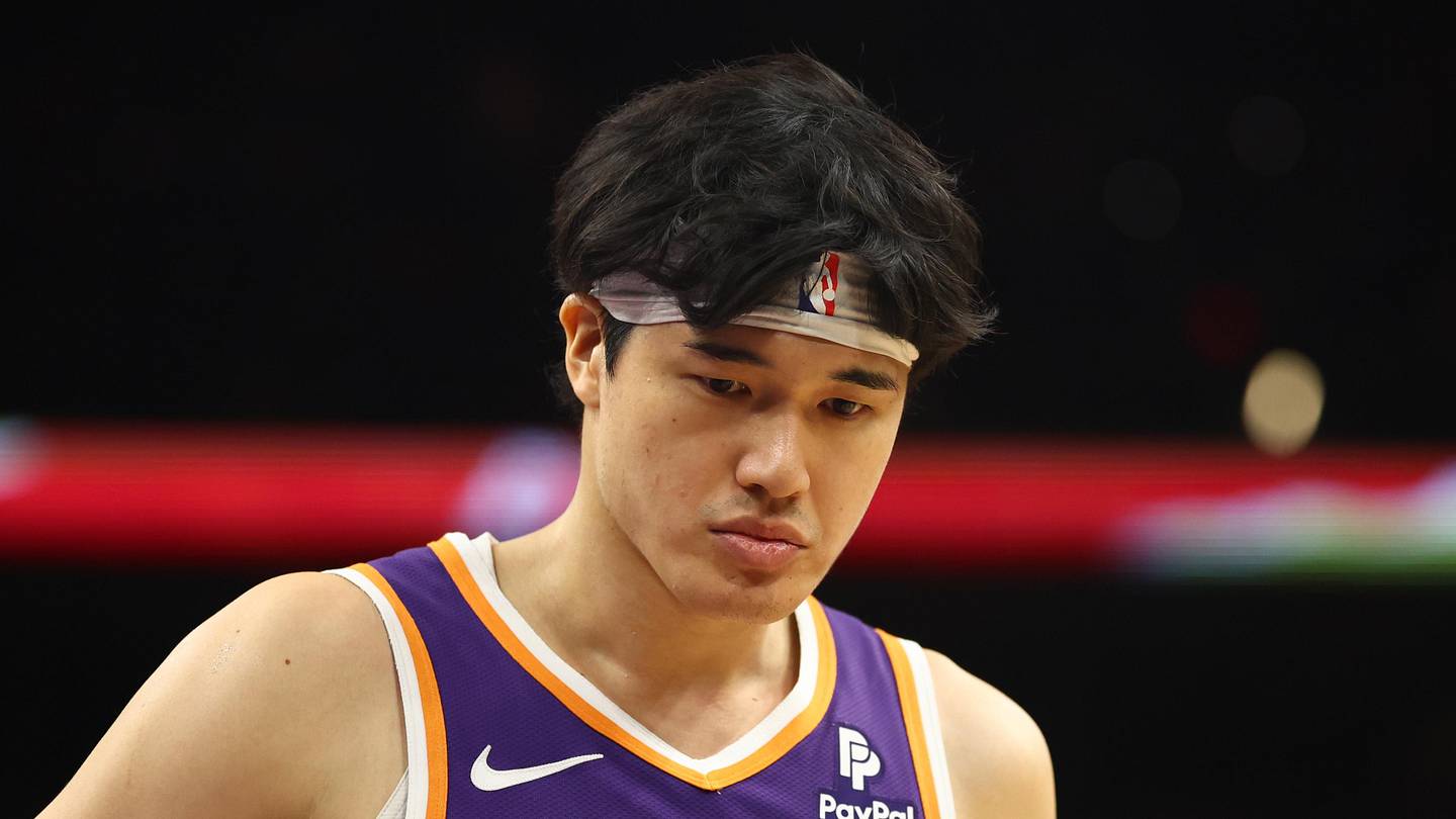 Constructing an 0-82 Phoenix Suns starting five this decade