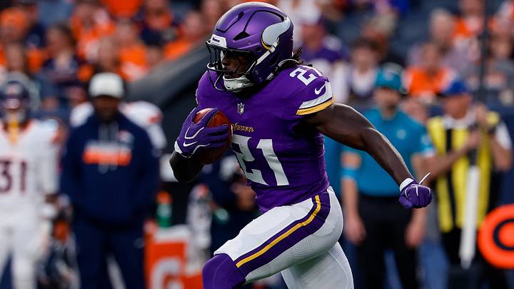 Sports Illustrated's Matthew Coller is here with his Vikings mailbag, which includes a question about rookie RB Demond Claiborne's playing time. Sports Illustrated's Matthew Coller is here with his Vikings mailbag, which includes a question about rookie RB Demond Claiborne's playing time.