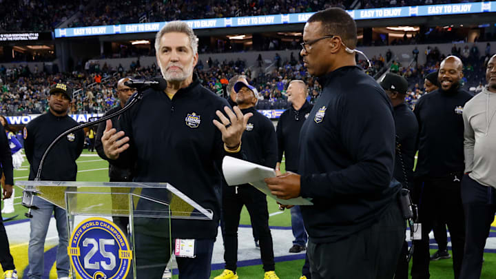 Philadelphia Eagles v Los Angeles Rams