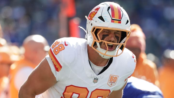 Oct 5, 2025; Seattle, Washington, USA;  Tampa Bay Buccaneers tight end Cade Otton (88) Mandatory Credit: Joe Nicholson-Imagn Images