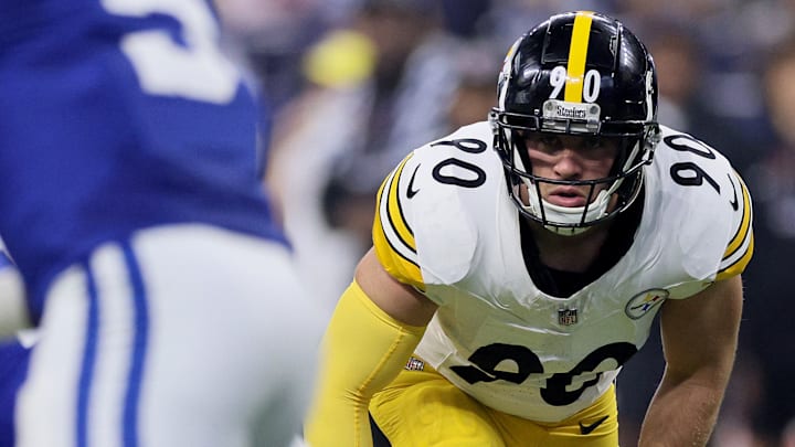Pittsburgh Steelers v Indianapolis Colts