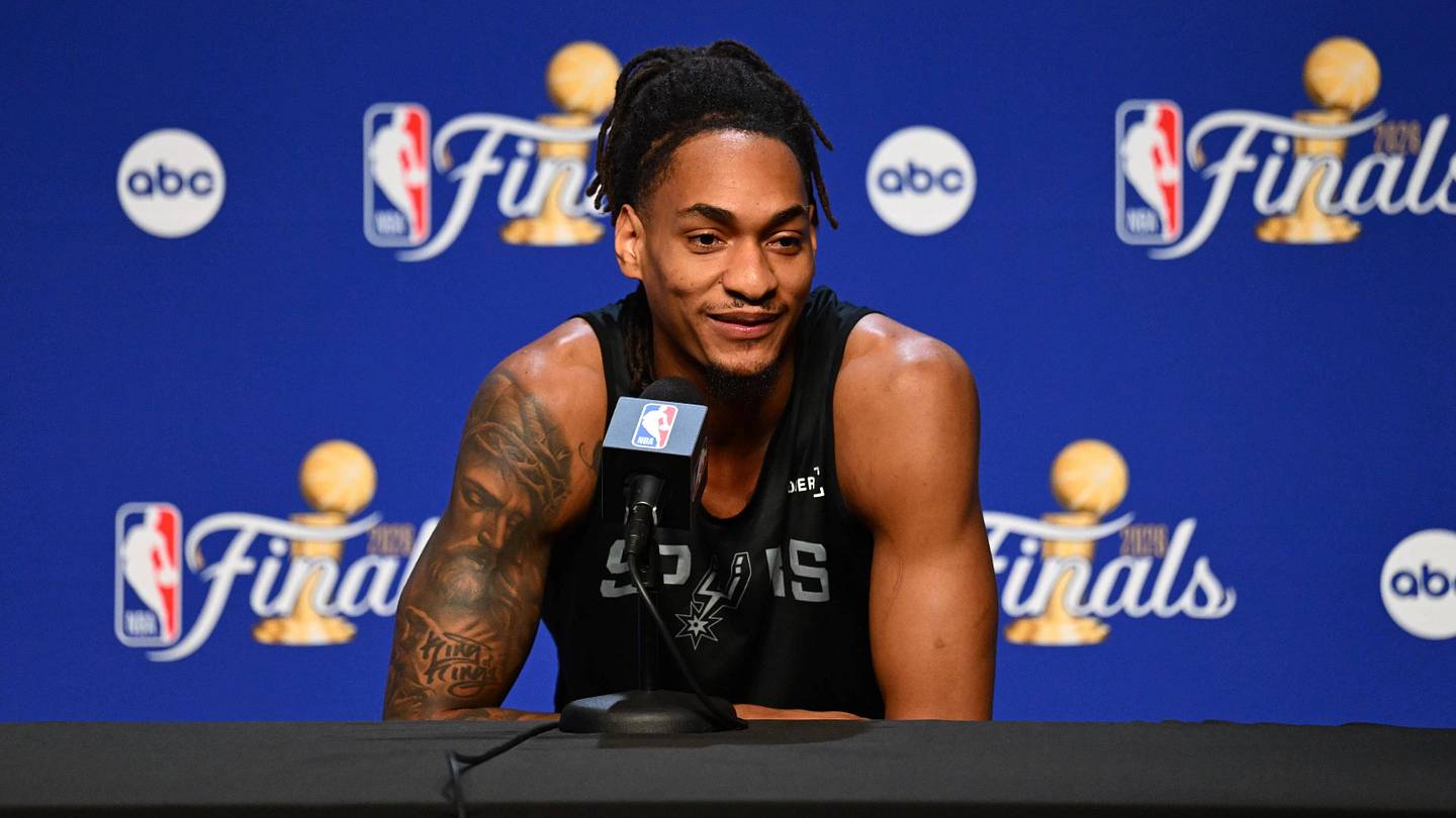 Stephon Castle Carries Spurs Into Game 4 of NBA Finals in Custom Sneakers