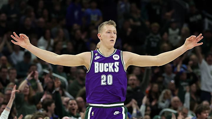 Minnesota Timberwolves v Milwaukee Bucks Minnesota Timberwolves v Milwaukee Bucks