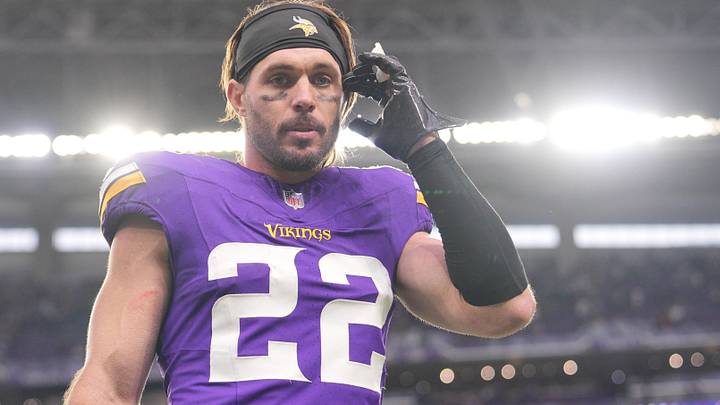 Find out how Harrison Smith's performance impacted the secondary's grade, as well as how the rest of the Vikings' positions graded out after a Week 7 win. Find out how Harrison Smith's performance impacted the secondary's grade, as well as how the rest of the Vikings' positions graded out after a Week 7 win.
