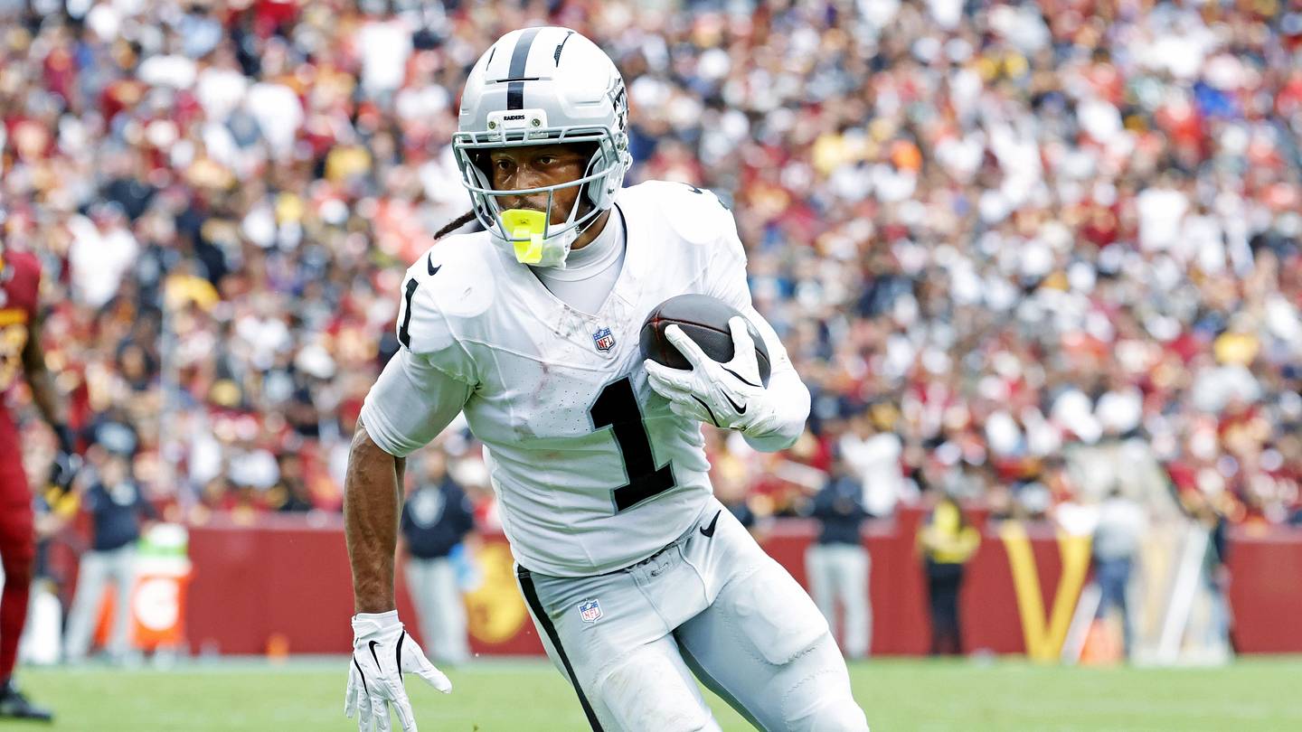 Why Tre Tucker Is Huge Believer in Raiders' WR Room