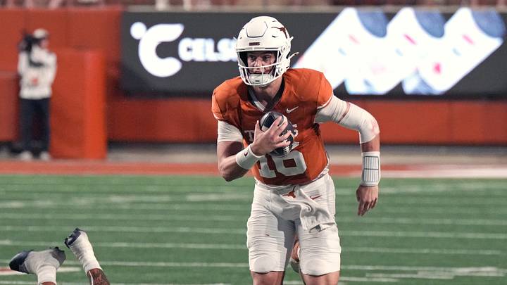 Texas Longhorns quarterback Arch Manning (16) looks to pass the ball while defended by by UTSA Roadrunners defensive lineman Jeremiah Bailey (0) and linebacker Owen Pewee (2) during the second half at Darrell K Royal-Texas Memorial Stadium. Texas Longhorns quarterback Arch Manning (16) looks to pass the ball while defended by by UTSA Roadrunners defensive lineman Jeremiah Bailey (0) and linebacker Owen Pewee (2) during the second half at Darrell K Royal-Texas Memorial Stadium.