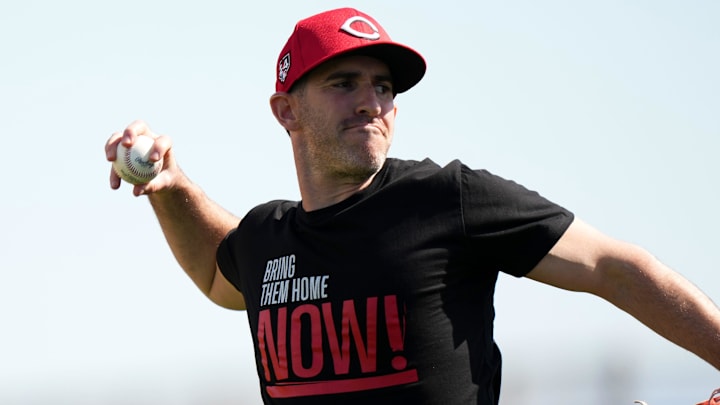 Cincinnati Reds assistant pitching coach Alon Leichman throws live batting practice during spring training workouts, Wednesday, Feb. 21, 2024, at the team's spring training facility in Goodyear, Ariz.