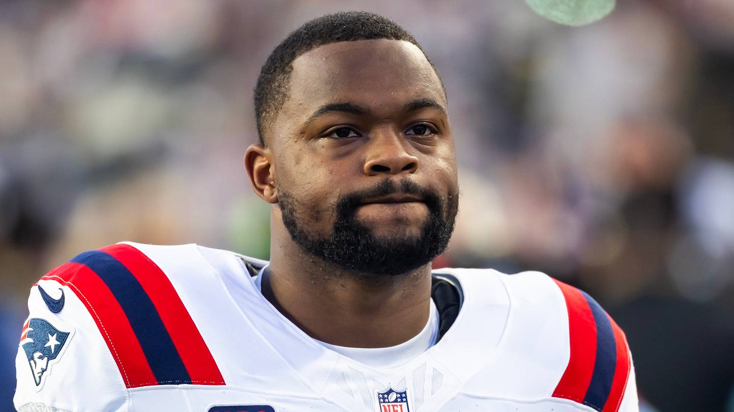 A.J. Brown injury makes Patriots' Kayshon Boutte trade look even worse
