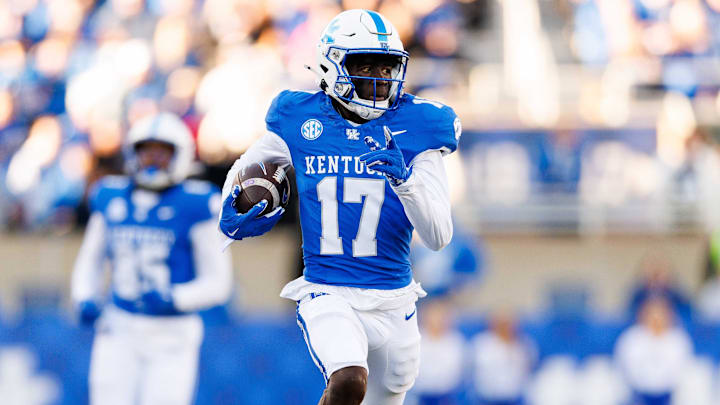 Kentucky wide receiver Hardley Gilmore IV carries the against Murray State on Nov. 16, 2024.