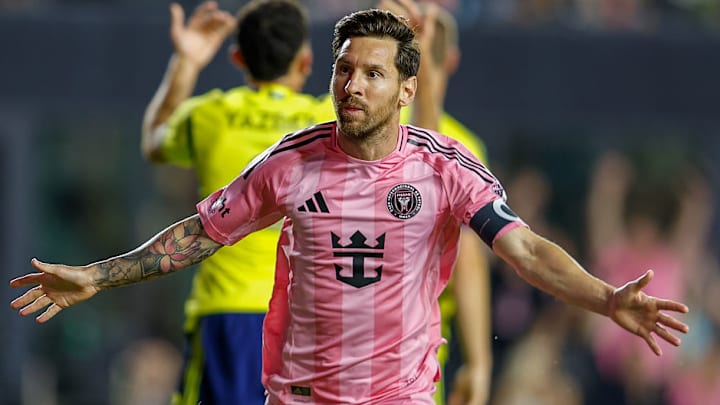 อินเตอร์ ไมอามี่ ปะทะ แนชวิลล์ เอสซี ในการเผชิญหน้าแบบครบถ้วนคอนคาแคฟ แชมเปียนส์ คัพ ที่ห้ามพลาด พร้อมคู่มือการชม