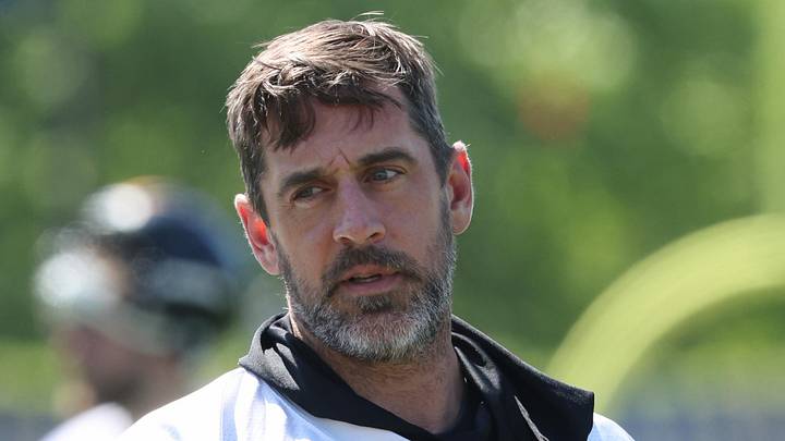 Pittsburgh Steelers quarterback Aaron Rodgers 