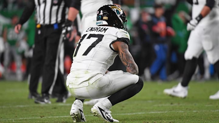 Nov 3, 2024; Philadelphia, Pennsylvania, USA; Jacksonville Jaguars tight end Evan Engram (17) reacts after the Philadelphia Eagles made an interception in the end zone late in the fourth quarter at Lincoln Financial Field. Mandatory Credit: Eric Hartline-Imagn Images Nov 3, 2024; Philadelphia, Pennsylvania, USA; Jacksonville Jaguars tight end Evan Engram (17) reacts after the Philadelphia Eagles made an interception in the end zone late in the fourth quarter at Lincoln Financial Field. Mandatory Credit: Eric Hartline-Imagn Images