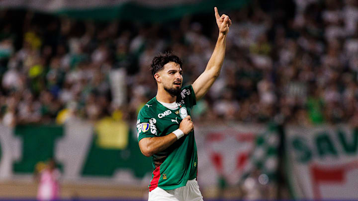 Verdão tem três frentes de batalha nos próximos dias Verdão tem três frentes de batalha nos próximos dias