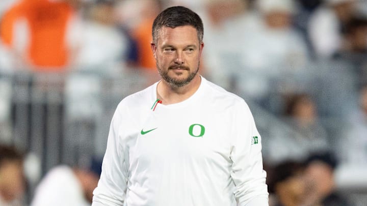 Oregon head coach Dan Lanning walks the field during warmups as the Oregon Ducks face the Penn State Nittany Lions on Sept. 27, 2025, at Beaver Stadium in University Park, Pennsylvania.