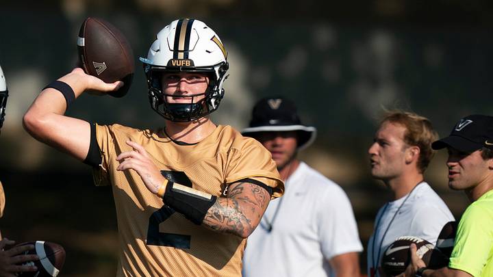 Vanderbilt quarterback Jared Curtis (2) throws during practice at Vanderbilt University Wednesday, Aug. 5, 2026. Vanderbilt quarterback Jared Curtis (2) throws during practice at Vanderbilt University Wednesday, Aug. 5, 2026.