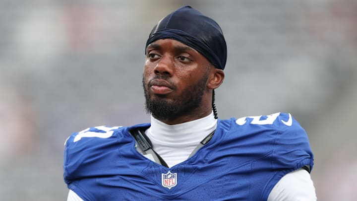 New York Giants cornerback Paulson Adebo is among Big Blue's injury-related scratches this week.