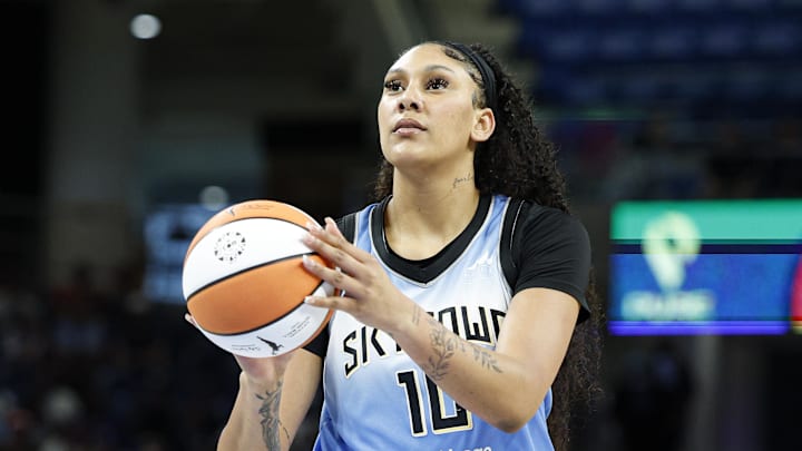 Chicago Sky center Kamilla Cardoso shoots a free throw.