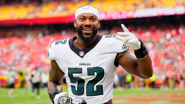 The Atlanta Falcons are bringing Za'Darius Smith out of retirement to help their edge room. The Atlanta Falcons are bringing Za'Darius Smith out of retirement to help their edge room.