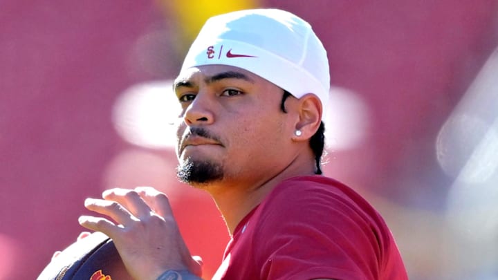 Oct 11, 2025; Los Angeles, California, USA; USC Trojans quarterback Jayden Maiava (14) warms up prior to the game against the Michigan Wolverines at United Airlines Field at the Los Angeles Memorial Coliseum. Mandatory Credit: Jayne Kamin-Oncea-Imagn Images Oct 11, 2025; Los Angeles, California, USA; USC Trojans quarterback Jayden Maiava (14) warms up prior to the game against the Michigan Wolverines at United Airlines Field at the Los Angeles Memorial Coliseum. Mandatory Credit: Jayne Kamin-Oncea-Imagn Images