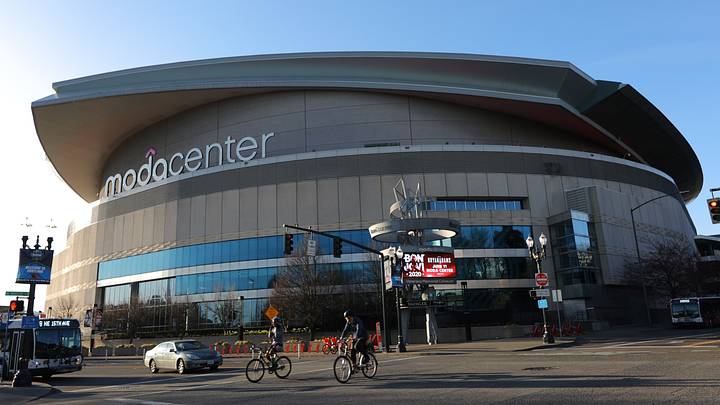 An outside view of the Moda Center.